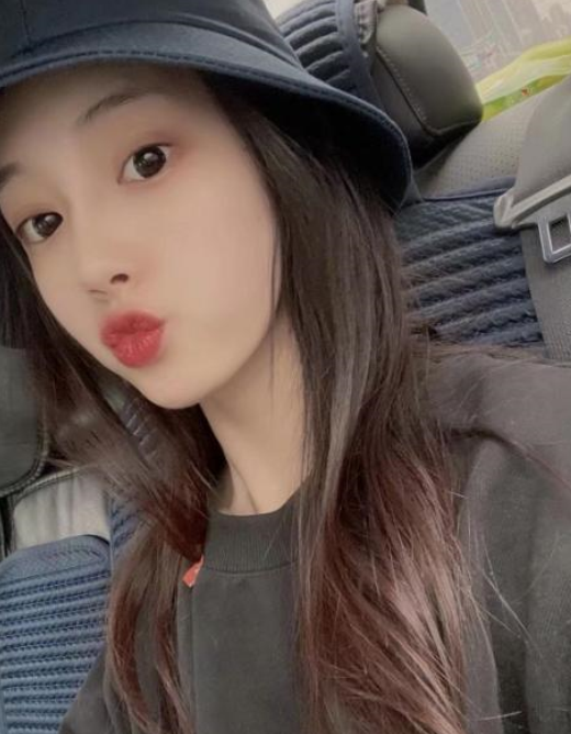 19岁粉嫩可爱莎莎